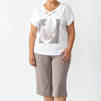 🎉 LIMITED TIME 50% OFF! 🌸 Women Casual Two Piece Set V-Neck Tee and Cropped Pants – Relaxed Fit & Premium Skin-Friendly Fabric ✨