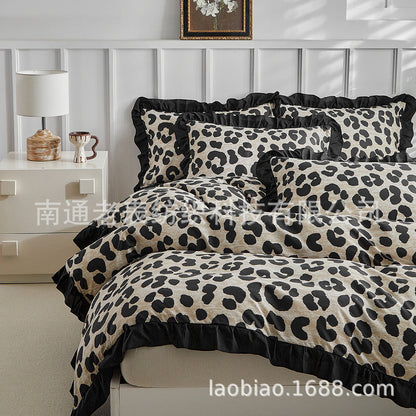 Nordic Style Leopard Print Bedding Set with Ruffled Edges Duvet Cover and Pillowcase Set